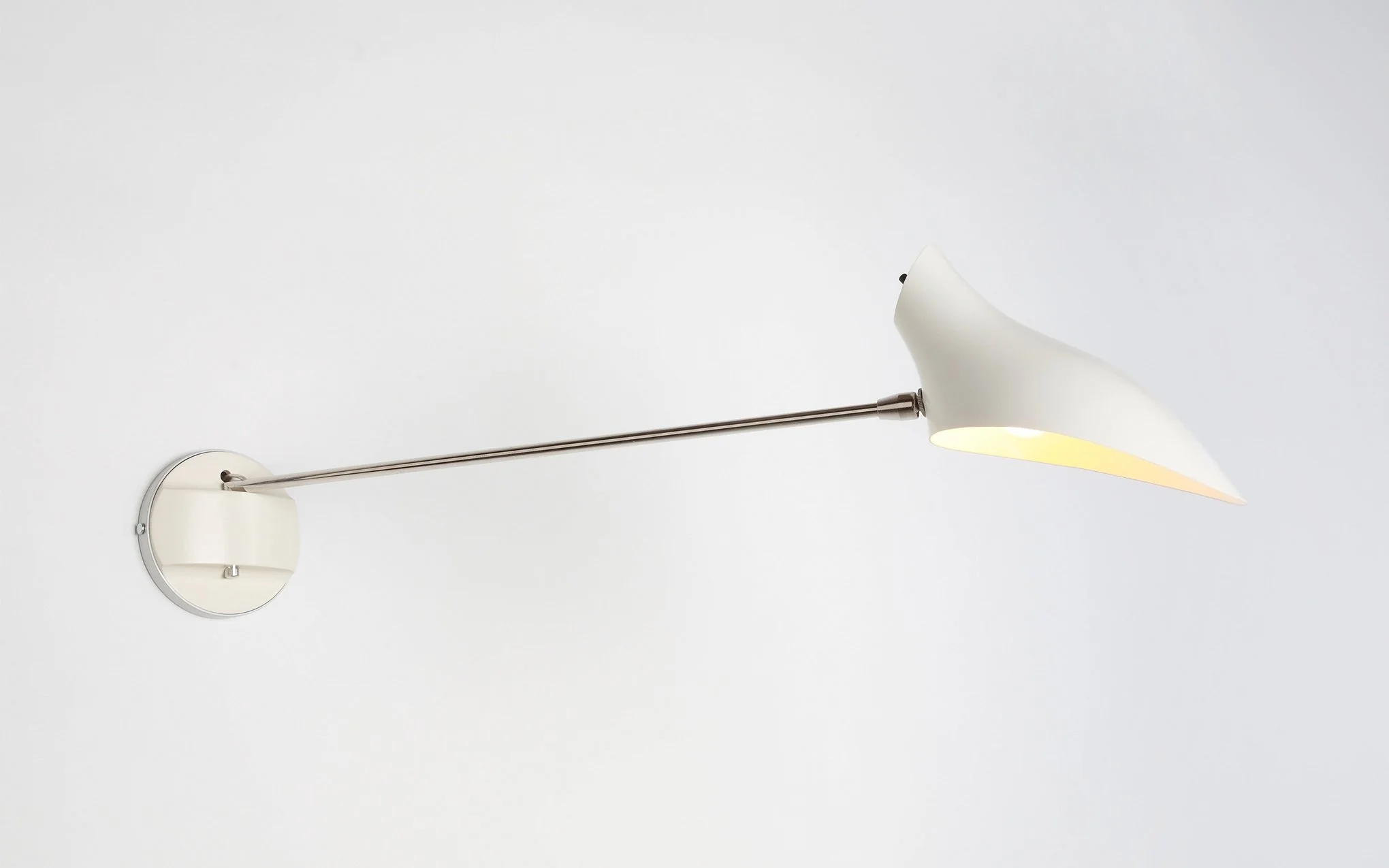 202 One Arm sconce