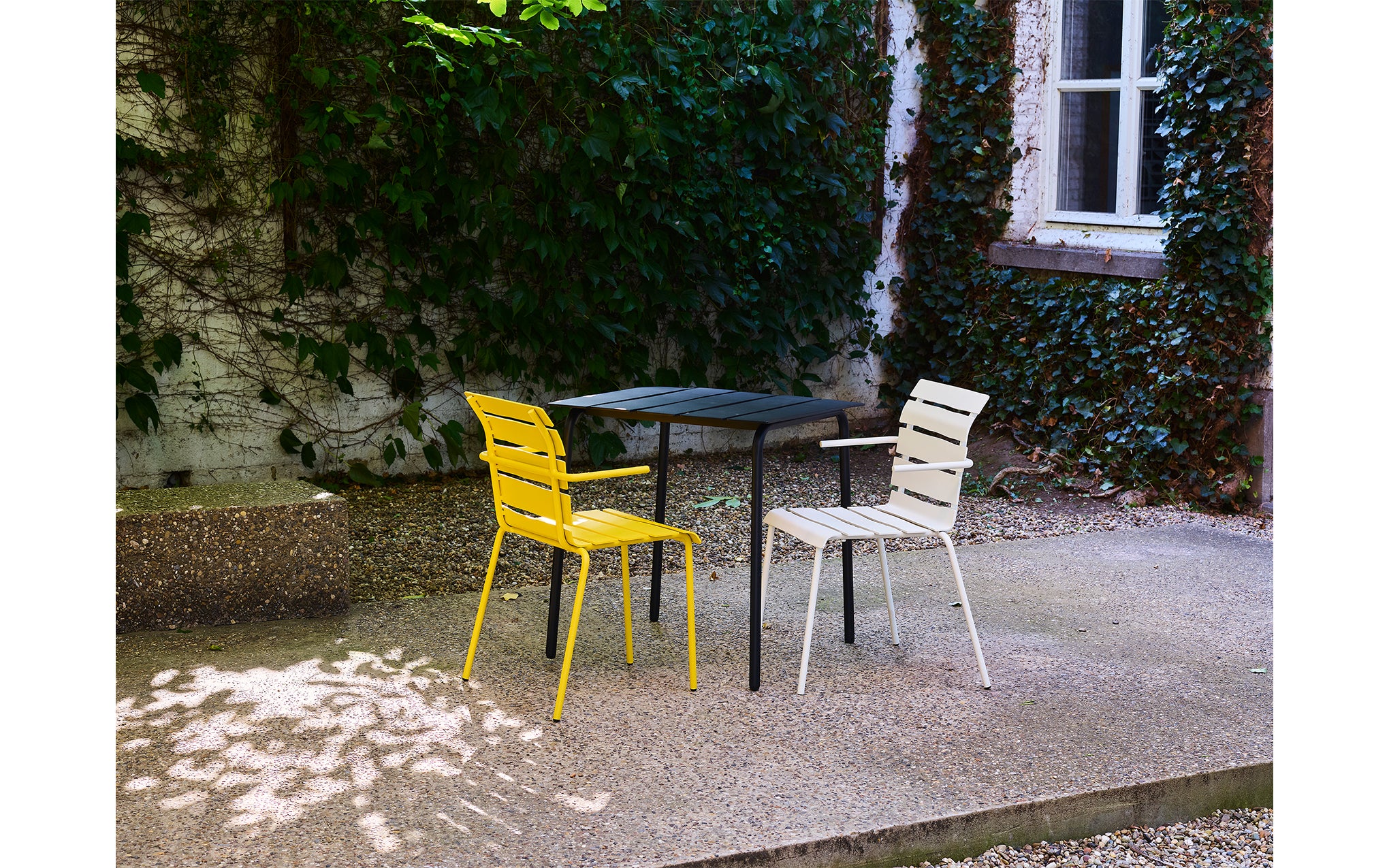 Aligned dining armchair - Image 9