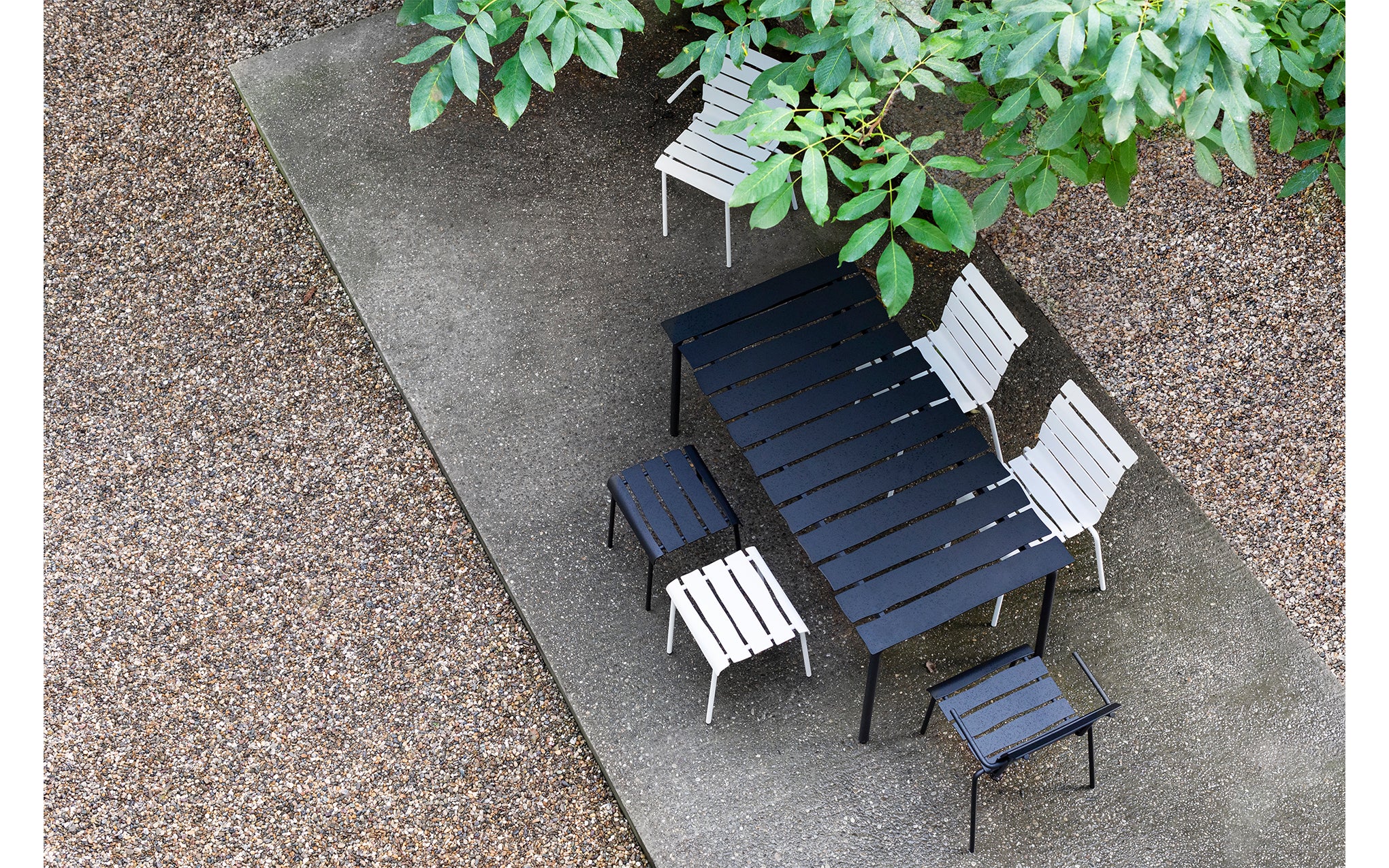 Aligned stool - Image 6