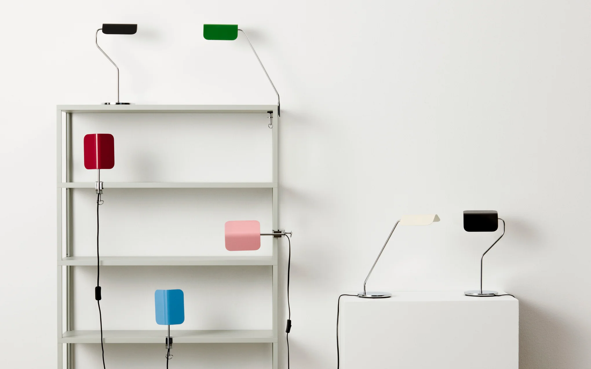 Apex desk lamp - Image 7