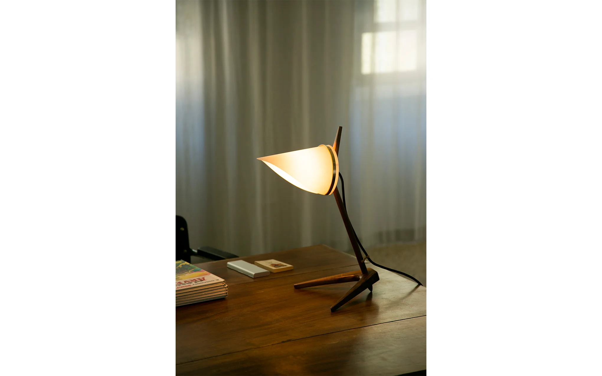 Armitage desk lamp - Image 5