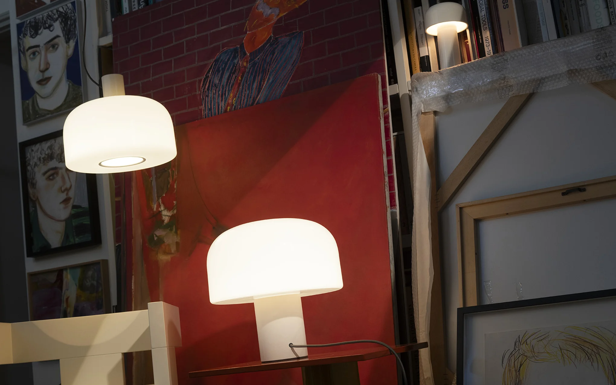 Bellhop Glass T table lamp - Image 5