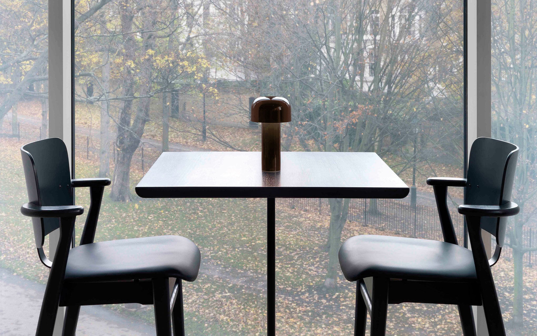 Bellhop table lamp - Image 6