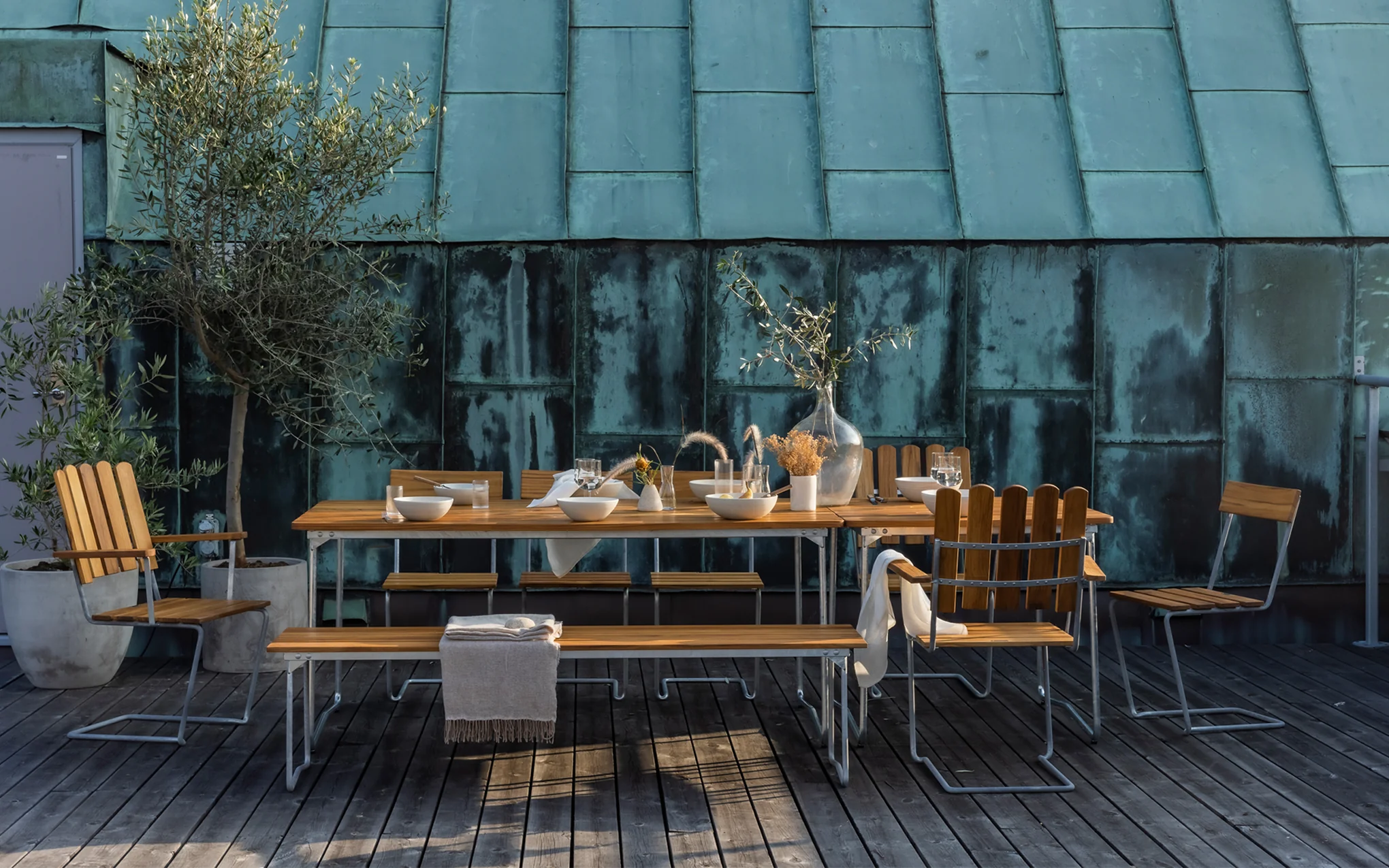 Bench 8 - Image 12