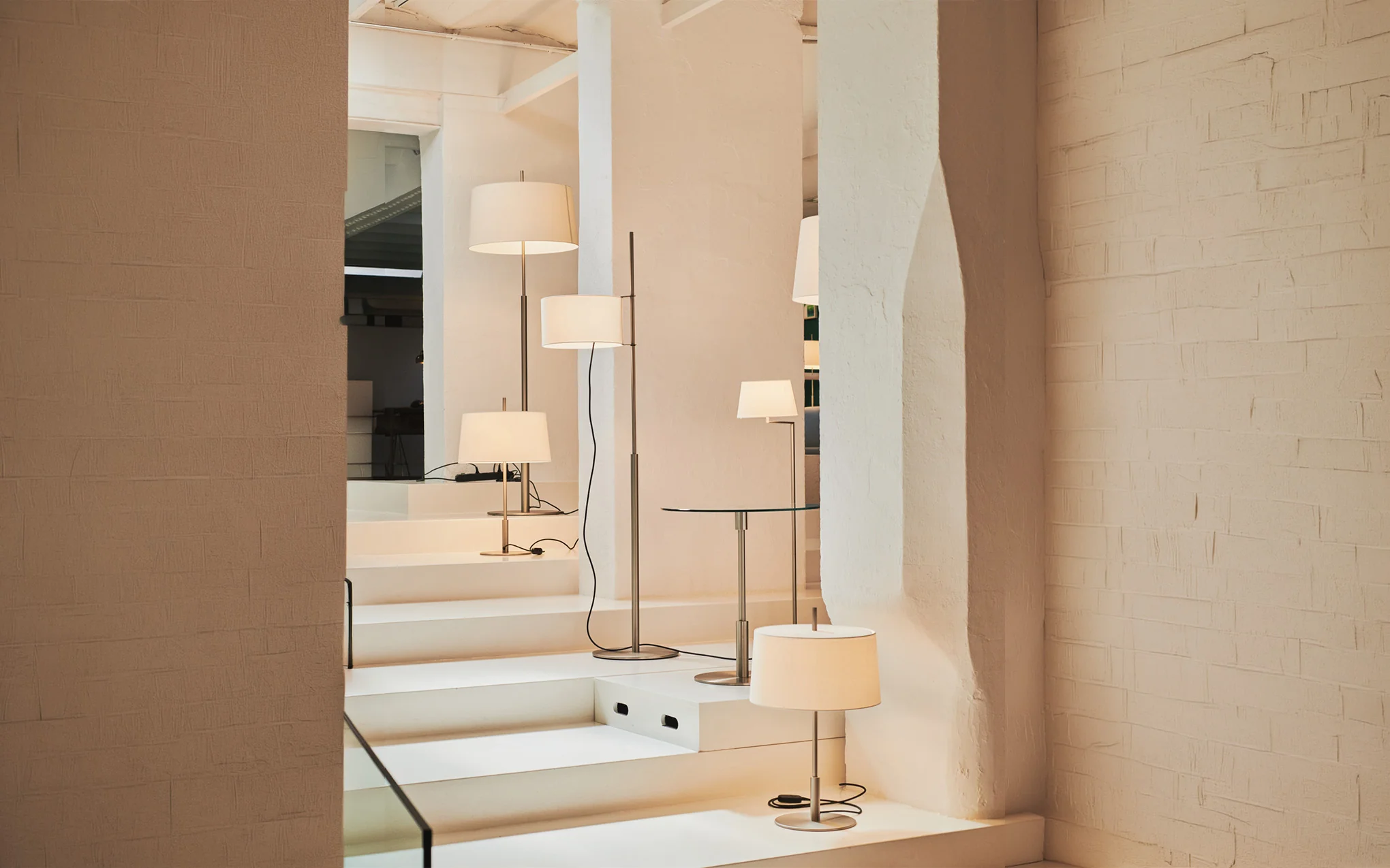 Diana Mayor floor light - Image 3