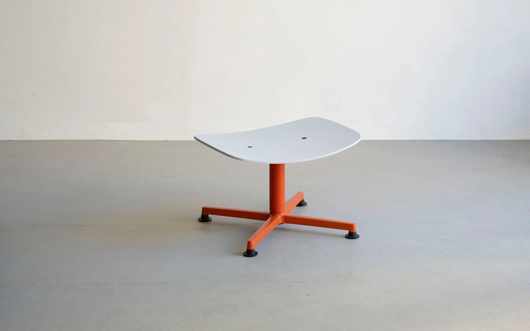 Ex-Display Arba lounge chair & ottoman - Image 3