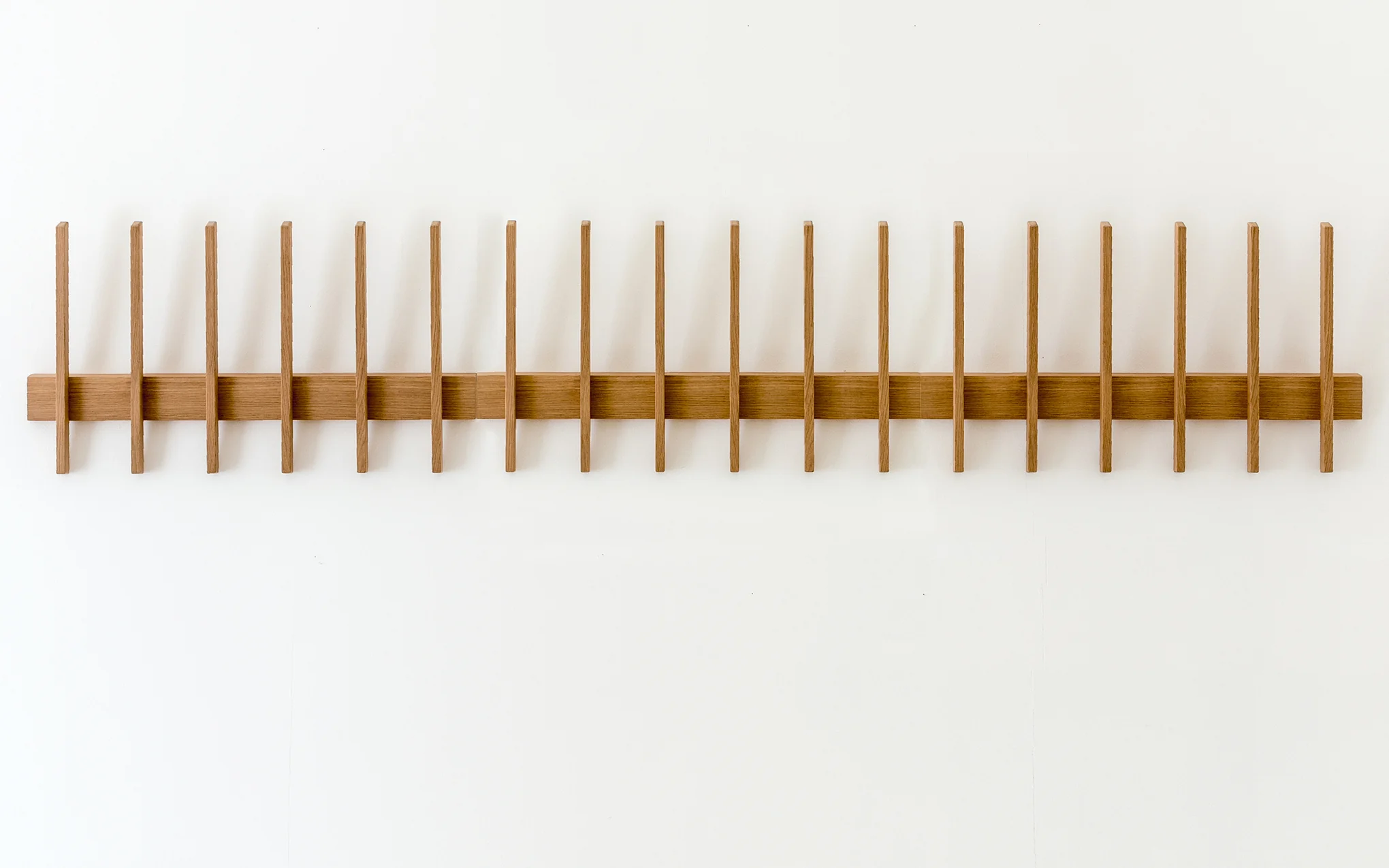 Fin coat hooks - Image 3