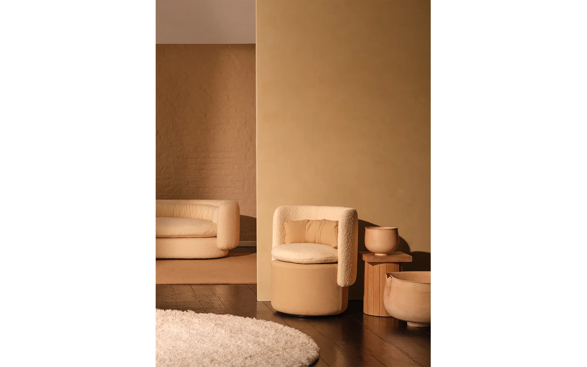 Group cocktail chair with swivel base - Image 6