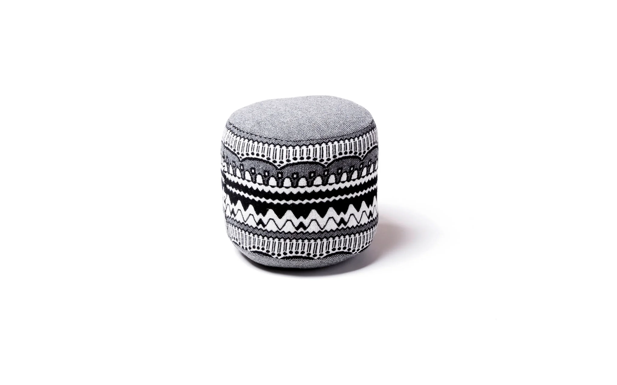 Henry pouffe in Zig Zag