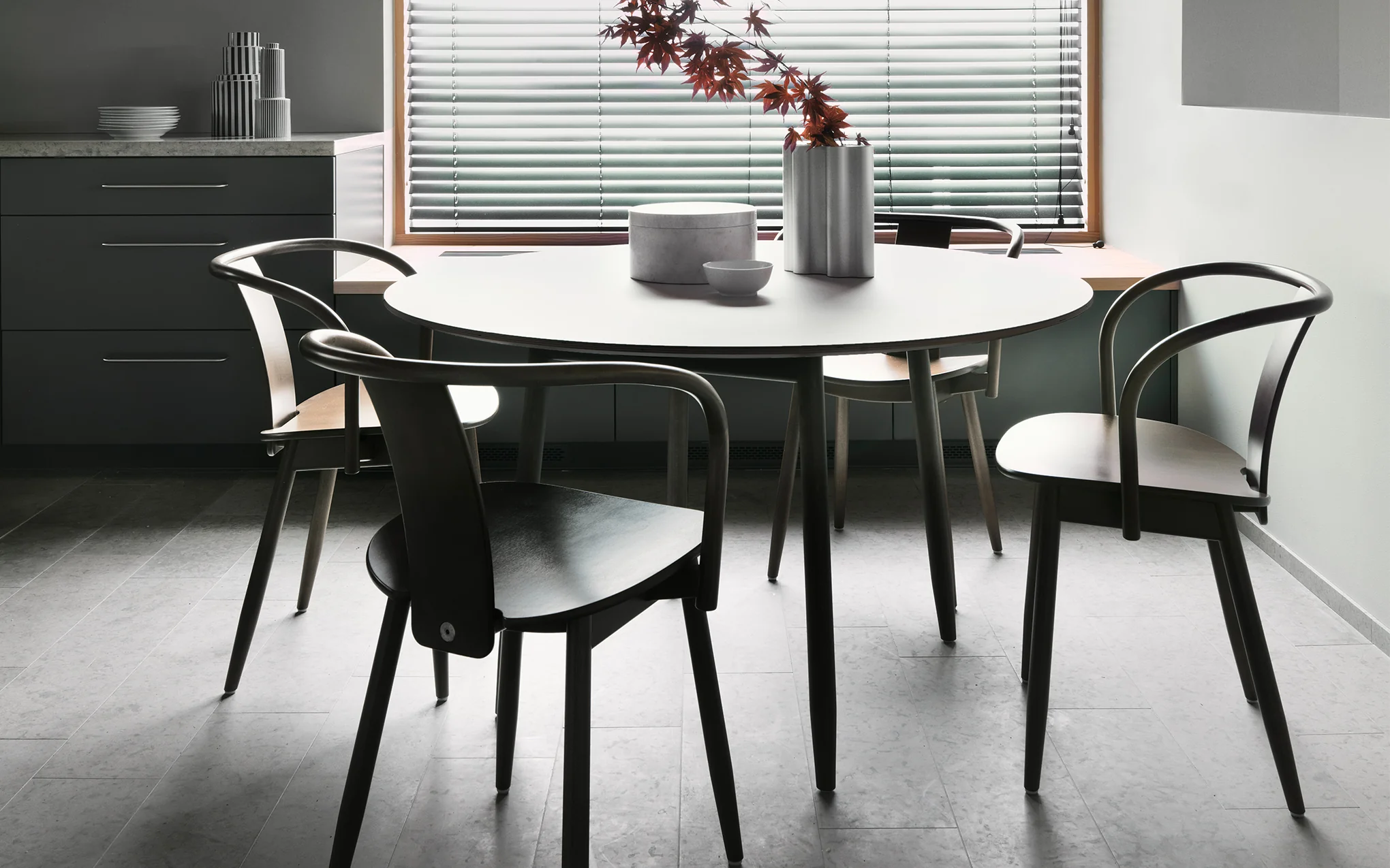 Icha chair - Image 4