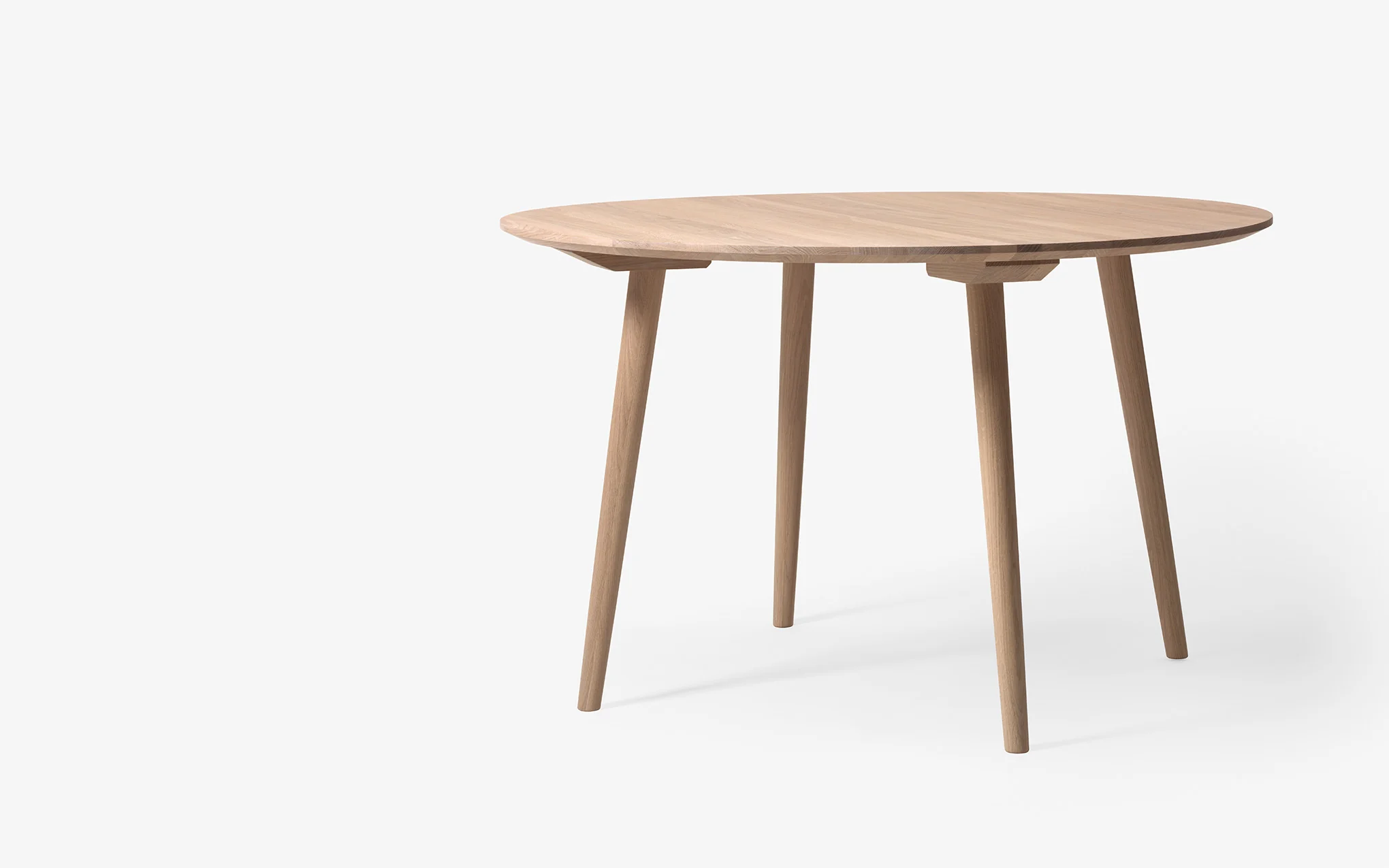 In Between table - round - Image 7