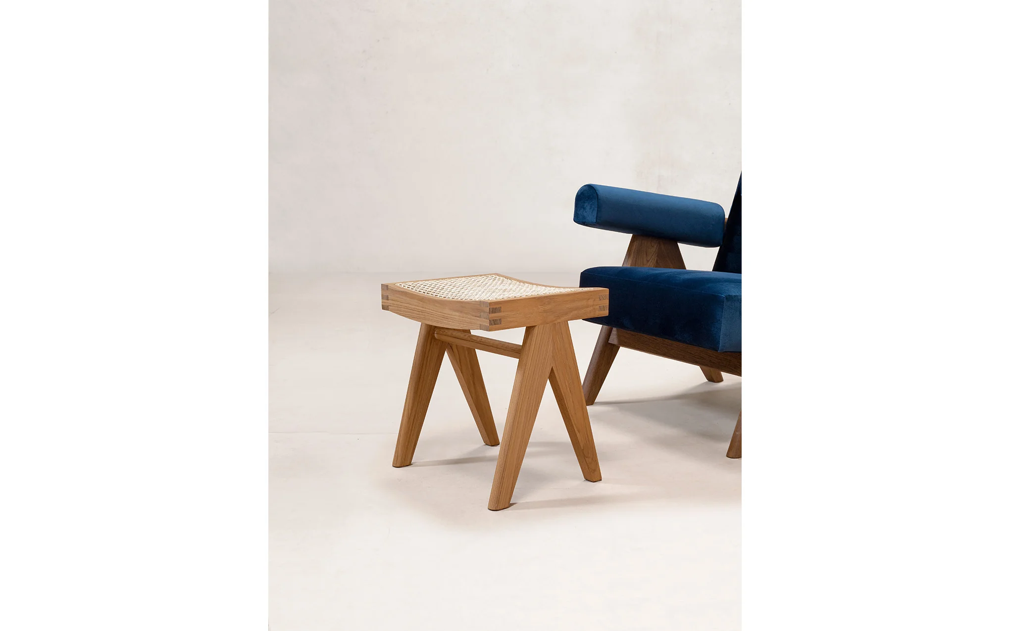 Low cane stool - Image 6