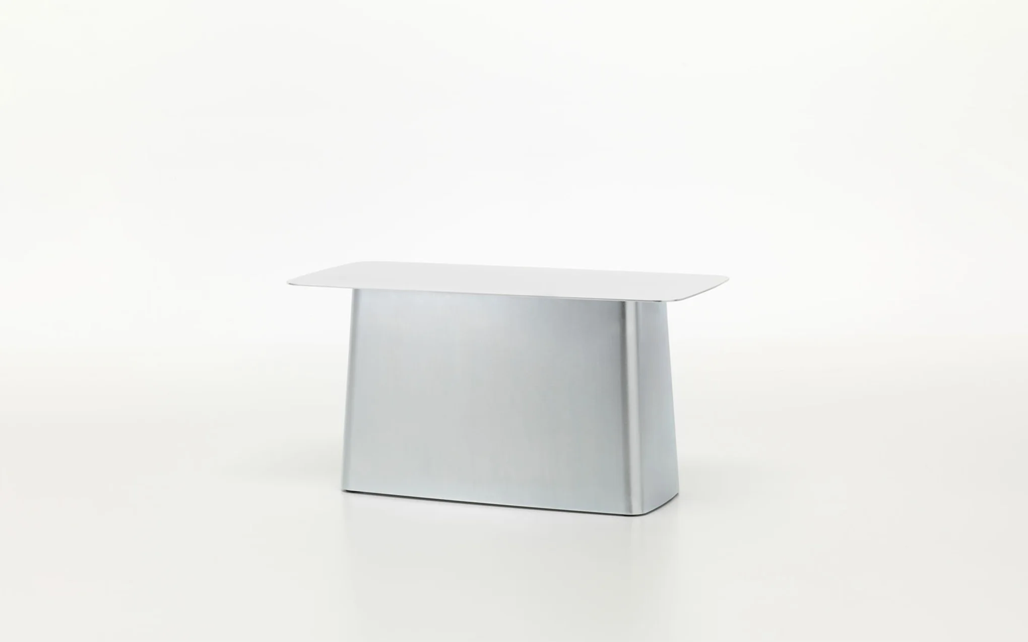 Metal Side Table - outdoor - Image 3