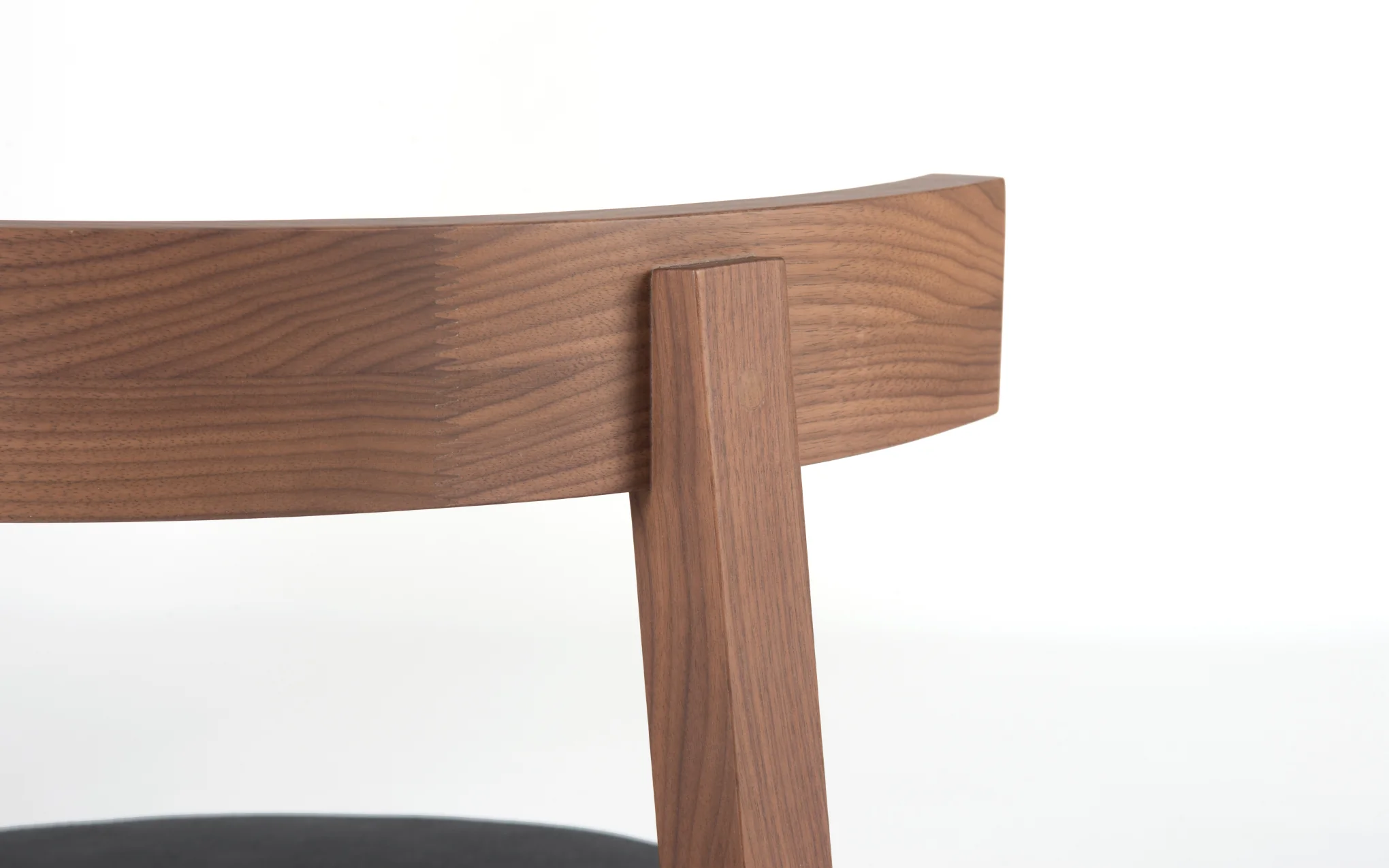Oki-Nami chair - Image 6