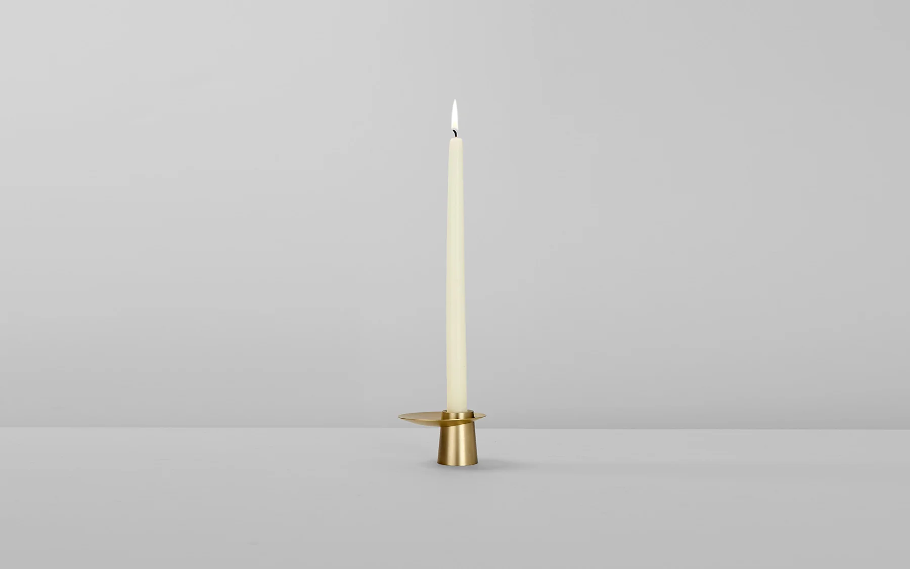 Orbit candleholder 01