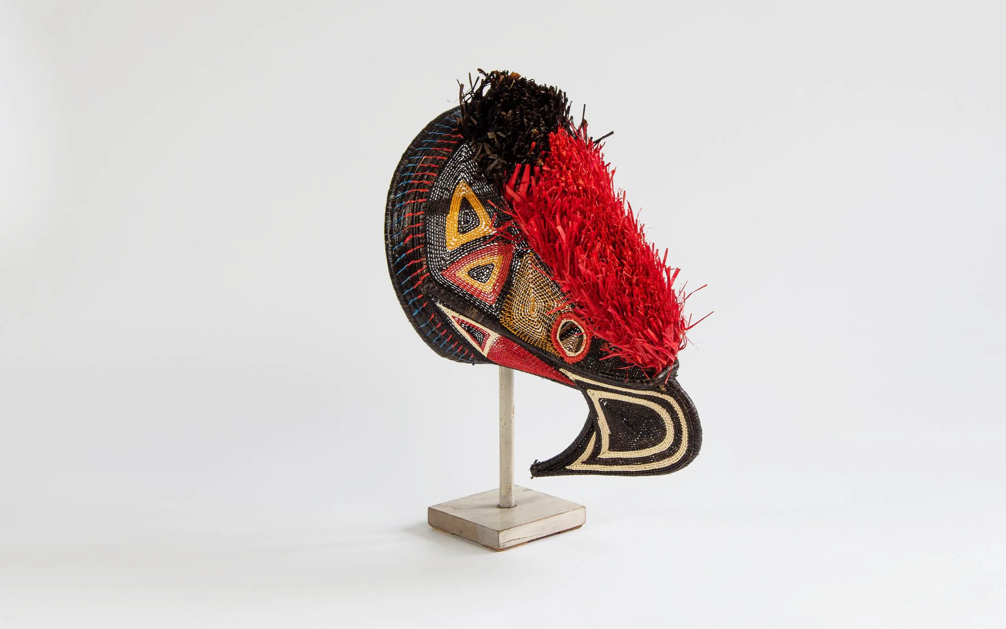 Panamanian ceremonial bird mask - Image 3