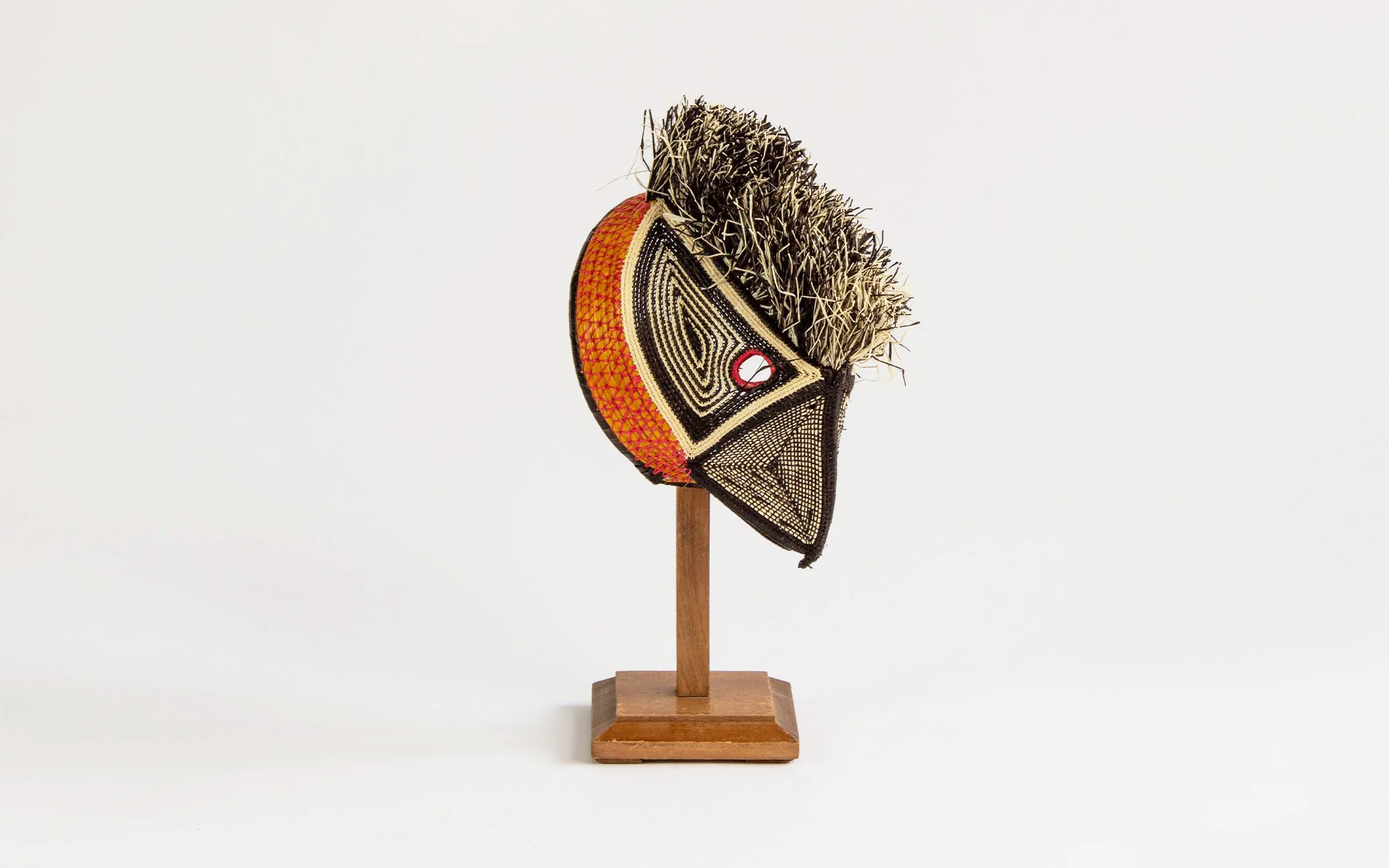 Panamanian ceremonial bird mask - Image 3