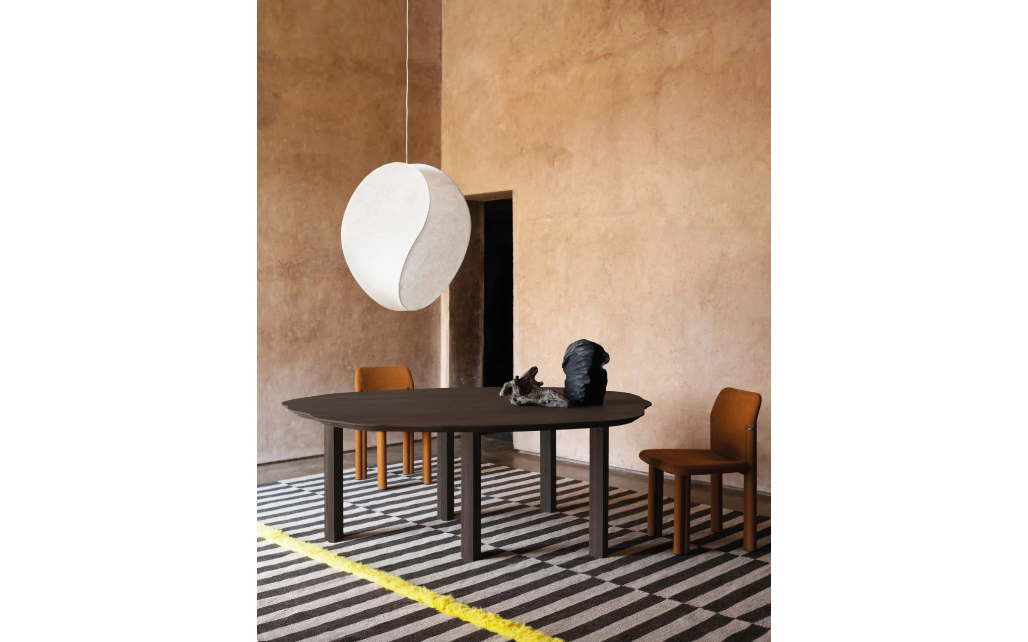 Parker dining table - Image 7