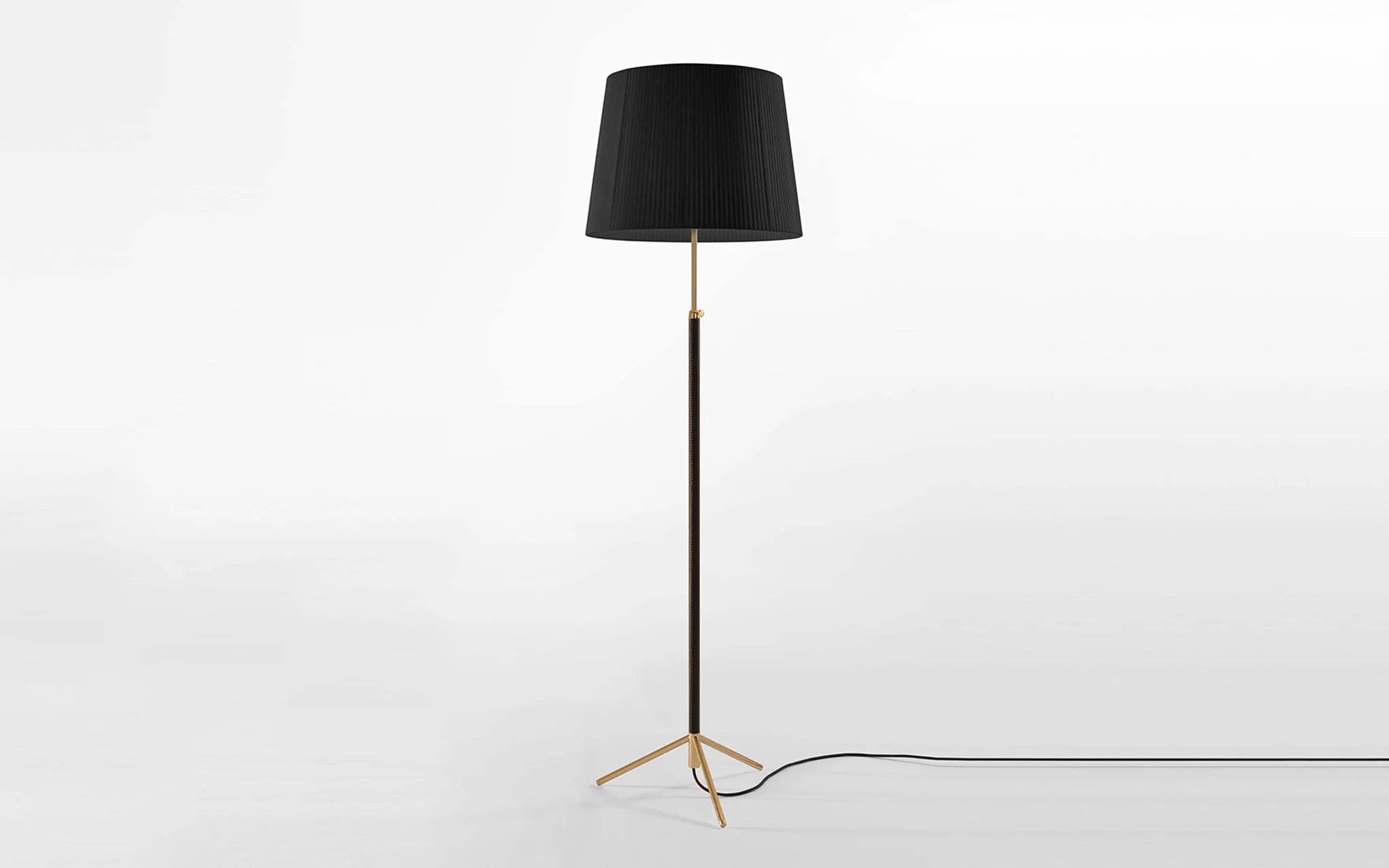 Pie de Salón floor lamp - Image 8