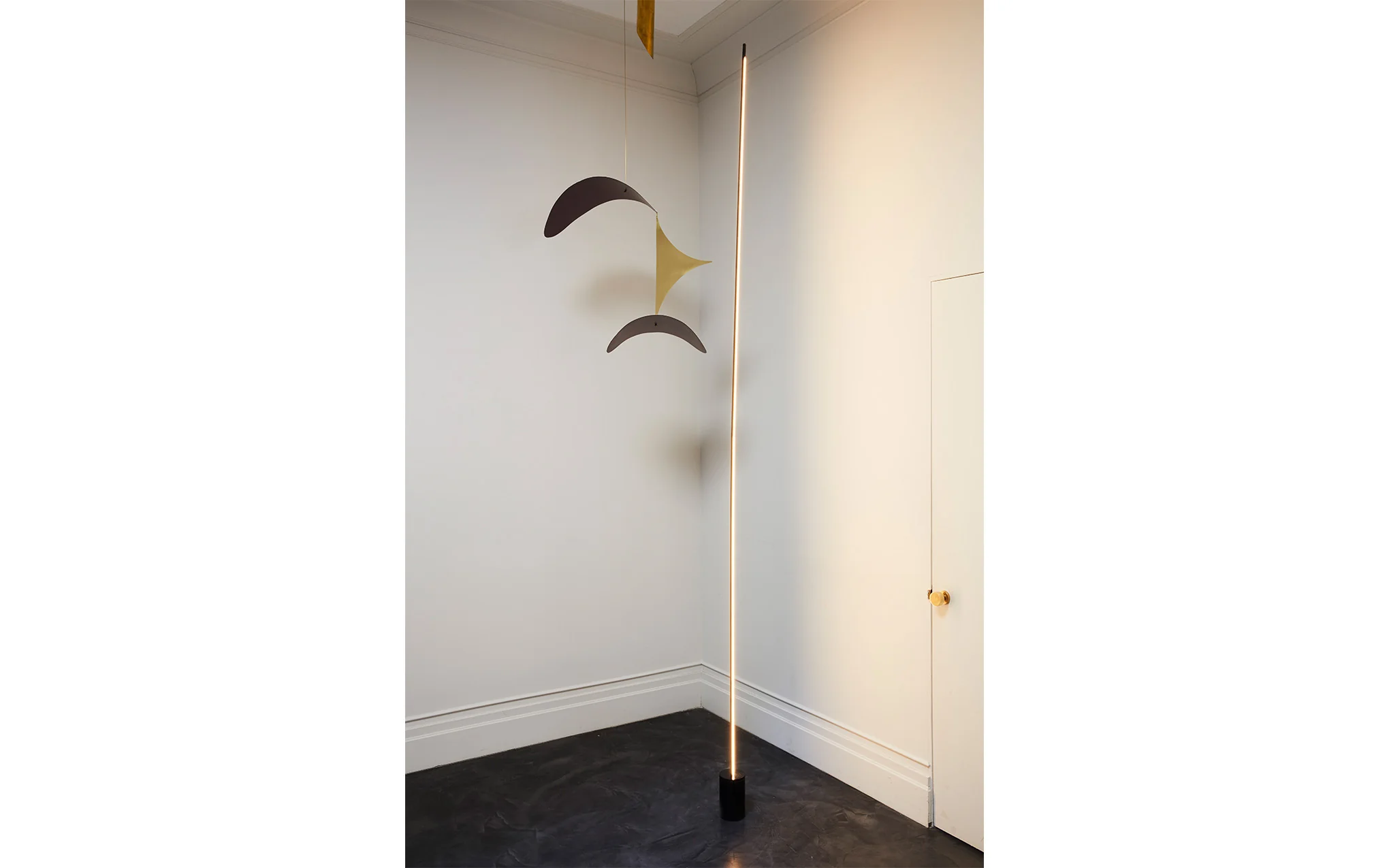 Pole floor light - Image 3