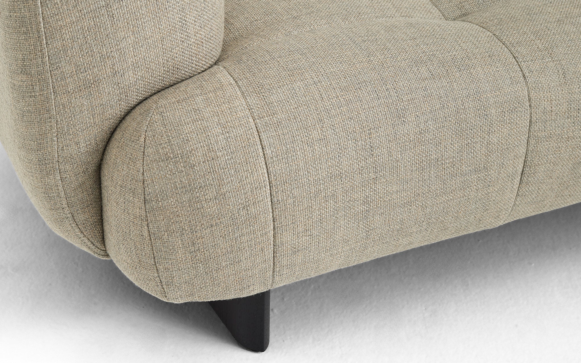 Quilton Lift 2 seat sofa - Image 3