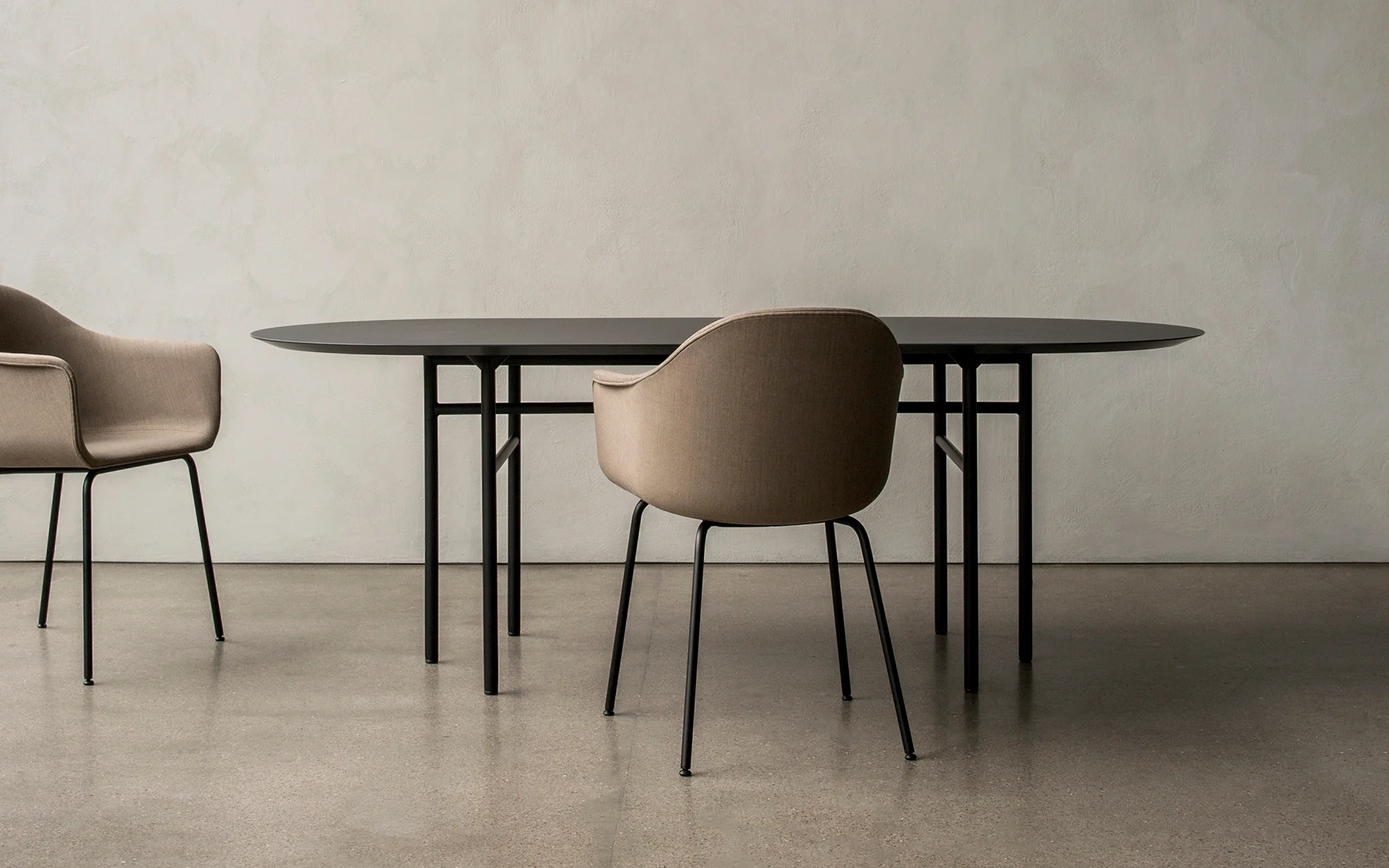 Snaregade dining table - oval - Image 2