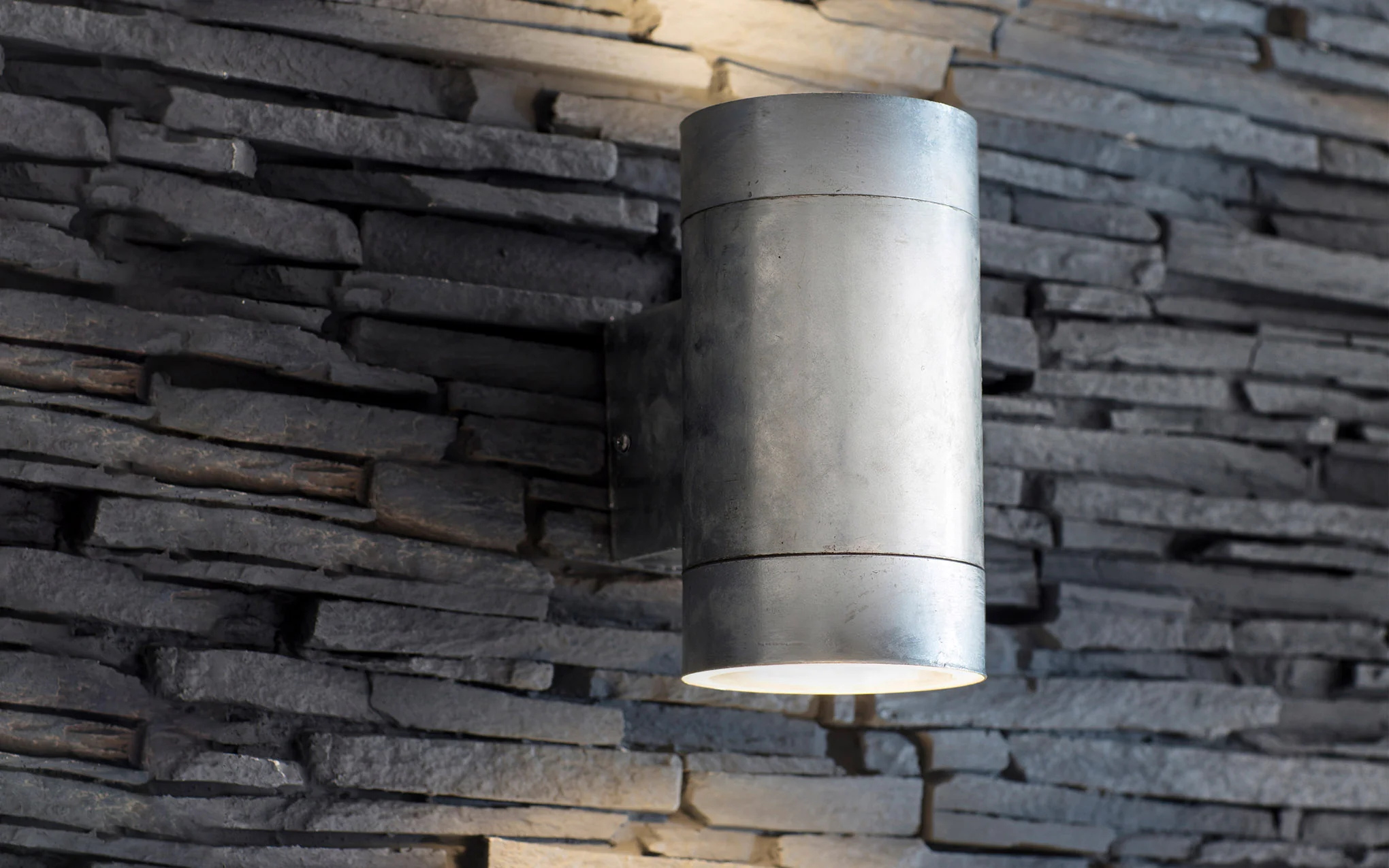 St Ives Up & down lights - Image 3
