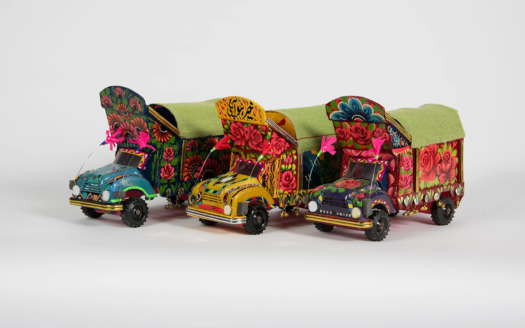 Tin lorry ornament