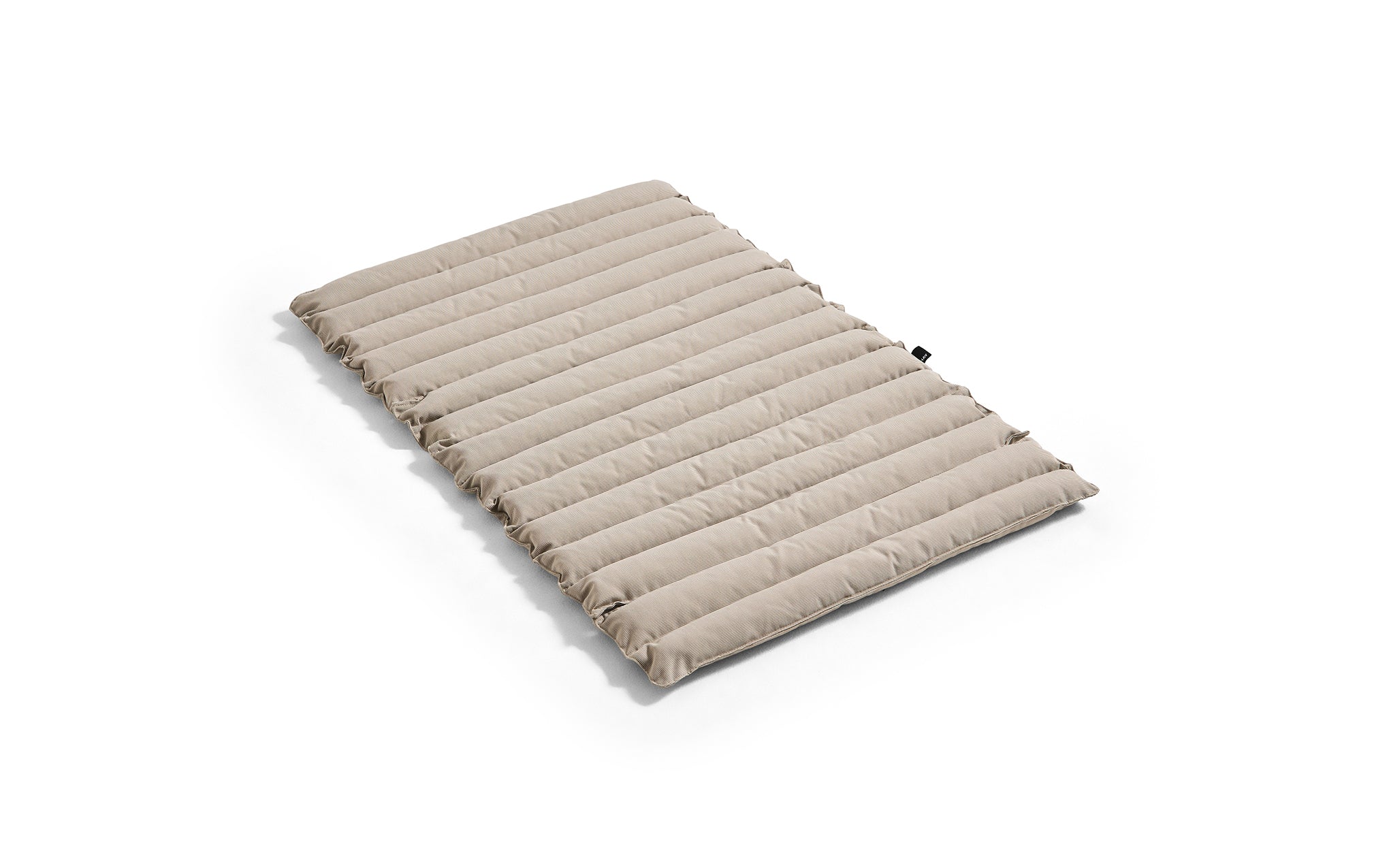 Traverse quilted lounge cushion - Image 3