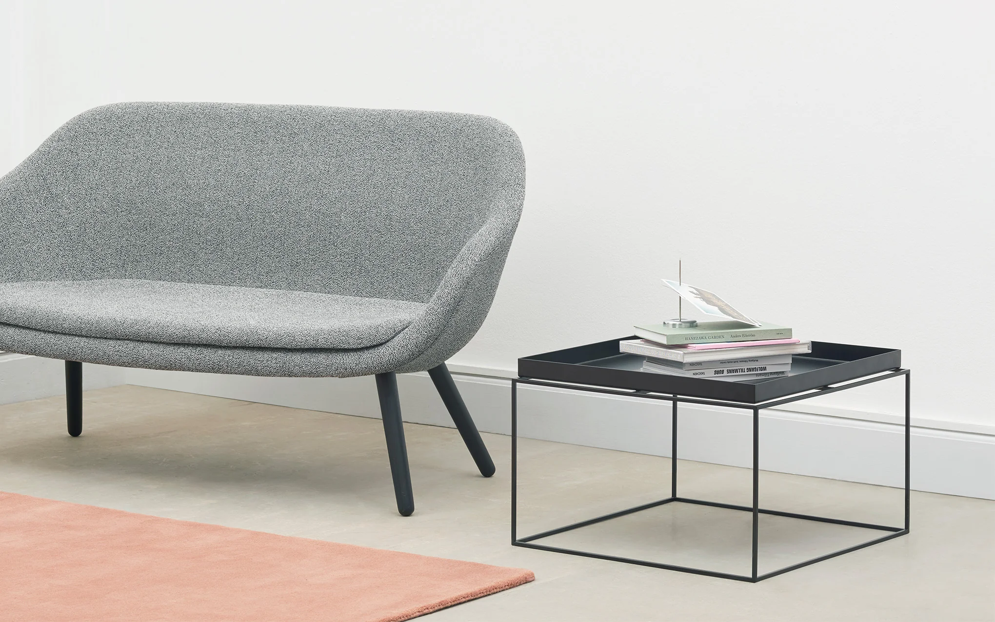 Tray table - Image 13