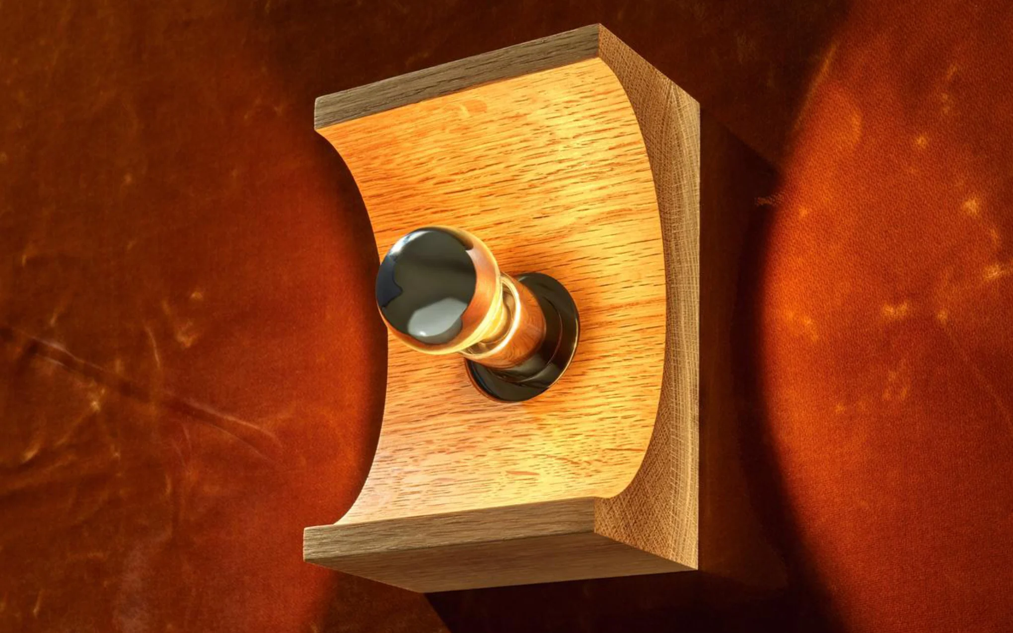 Wood sconce - half - Image 3